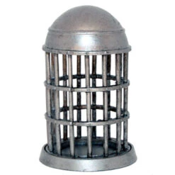 Deadly Foes Dressing: Cage (R)